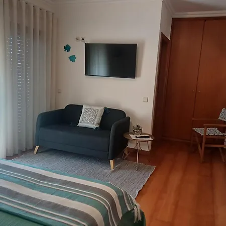 בית הארחה Casa Da Pedralva נאזרה